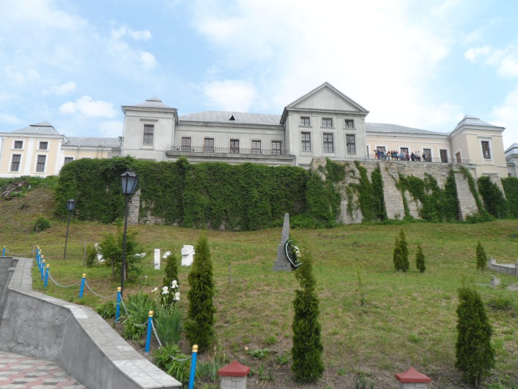 Вишневецкий дворец 
