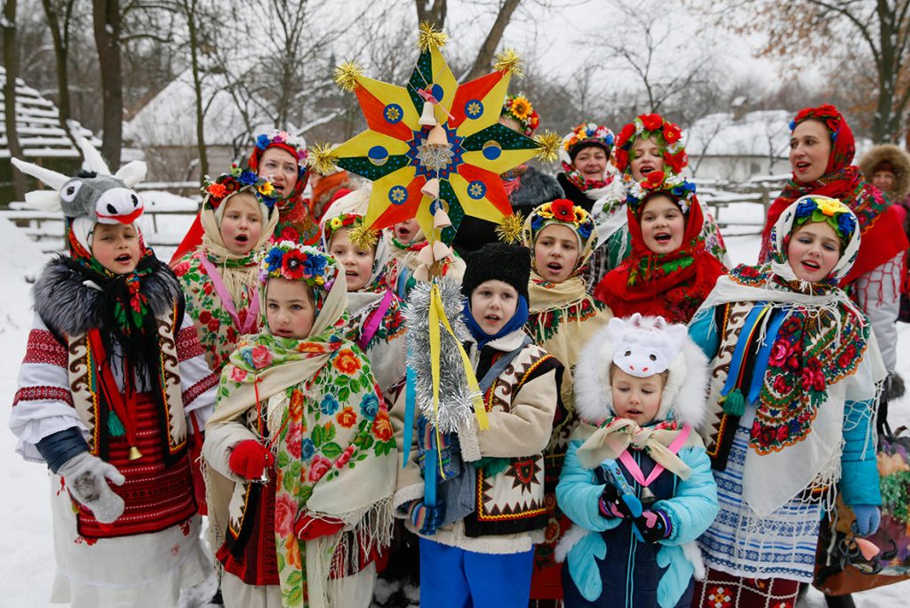 Рождество в Украине, колядники, угощения