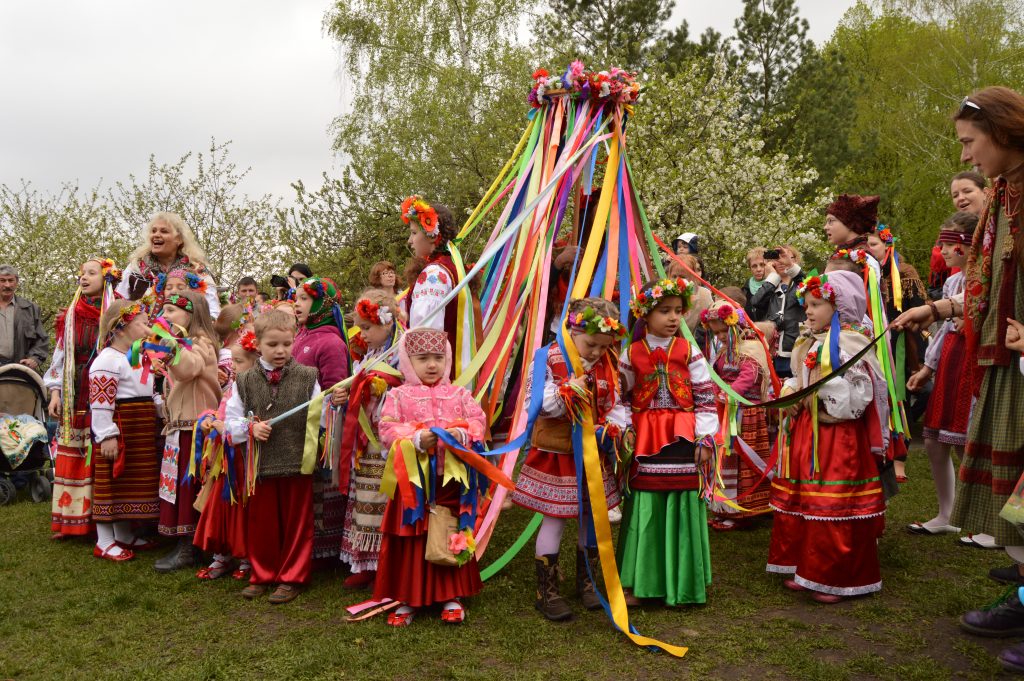 Фото весенних праздников