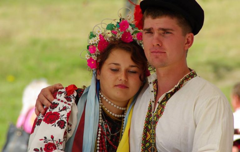 жених и невеста в Украине