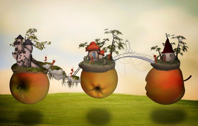 муравьи строят дома в яблоках