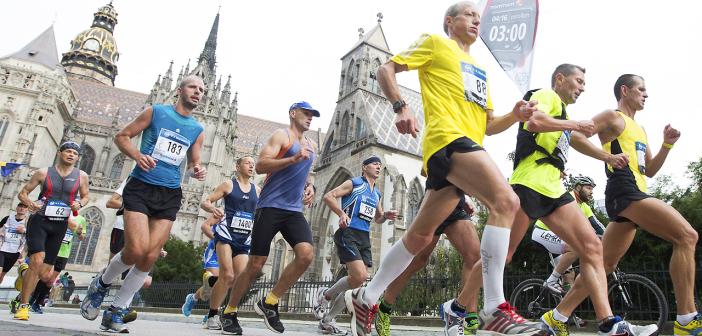 марафонцы бегут в Кошице